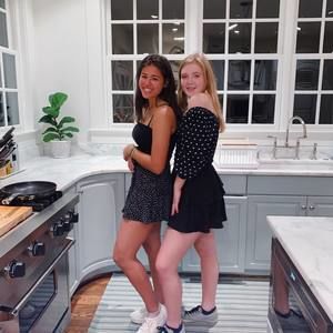 Meet your Posher, Kayla